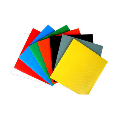Yeşil 4mm Oluklu Plastik Levha 12x24 Siyah Korflut 5mm
