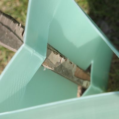 Üçgen Oluklu Plastik Ağaç Muhafızları 2mm Corflute Bitki Muhafızları