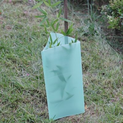 2mm Corflute Oluklu Ağaç Muhafızları Üçgen Plastik Ağaç Gövde Koruyucuları