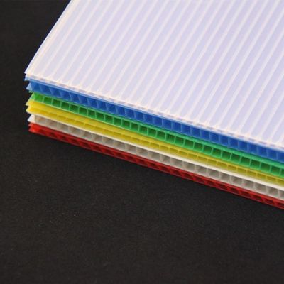 3mm Proje Paneli Beyaz Corflute Board Su Yalıtım Correx Kaplama